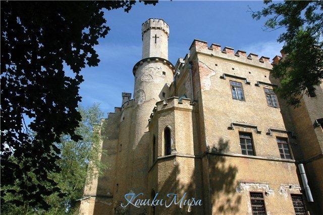 Не счесть облаков, которые видела эта башня...и увидит...