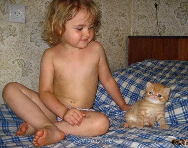И у нашей лапочки, пальчики и пяточки